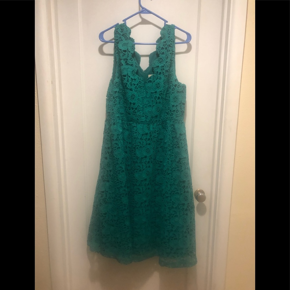 ModCloth Kelly Green lace dress